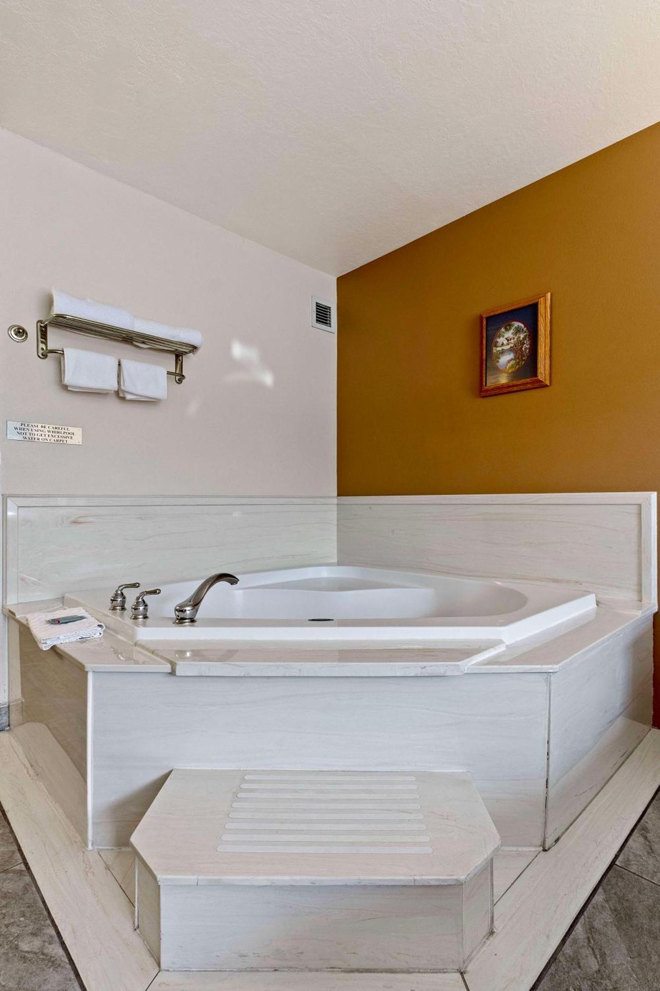 Surestay Hotel By Best Western Twin Falls Bagian luar foto